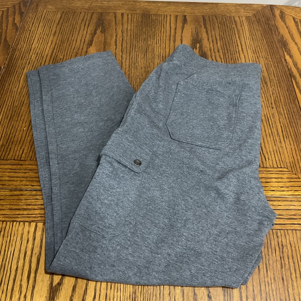 Talbots Women's Gray Straight Leg Pants with many pockets